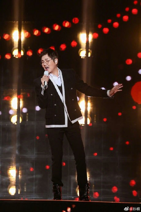 哈哈哈哈孙楠问宋亚轩在哪个团,宋亚轩"时代少年团"孙楠现在还在吗?