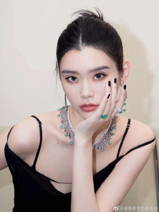 国际超模|奚梦瑶超均匀身材比例 豪门太太|奚梦瑶||_