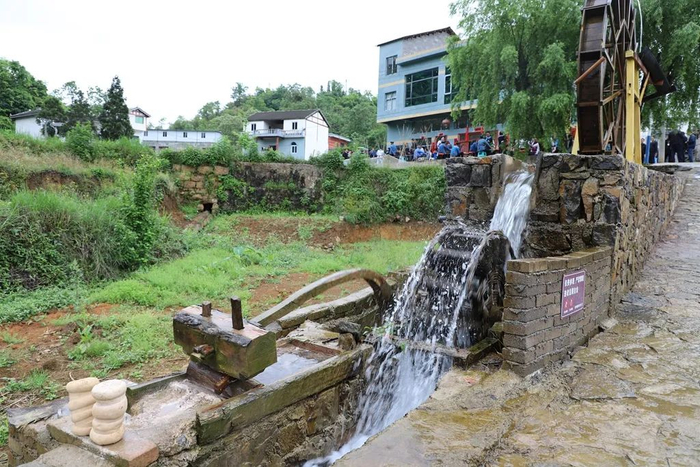 安龙县香车河村:绘就农旅融合光景图|贵州省_新浪新闻