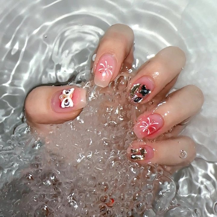 i-nail店里的美甲款式 受访者供图