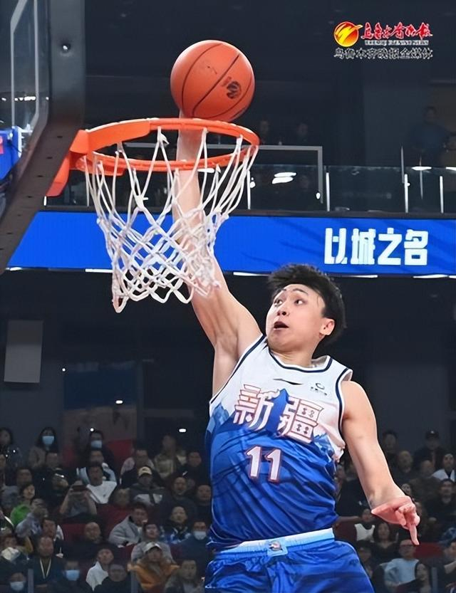 新疆队球员阿不都沙拉木齐麟入选国家男篮集训名单