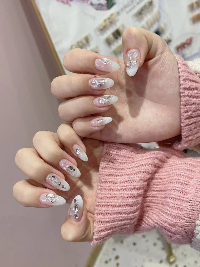 i-nail店里的美甲款式 受访者供图
