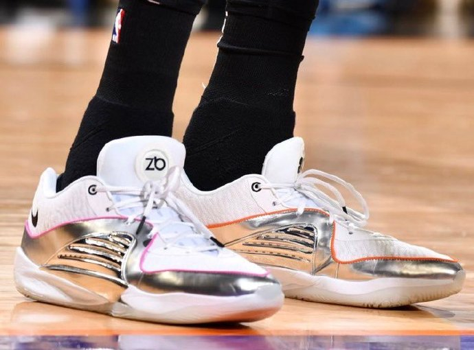 杜兰特今日上脚 kd16"zack bia pe" nba你我皆主角杜兰特31分