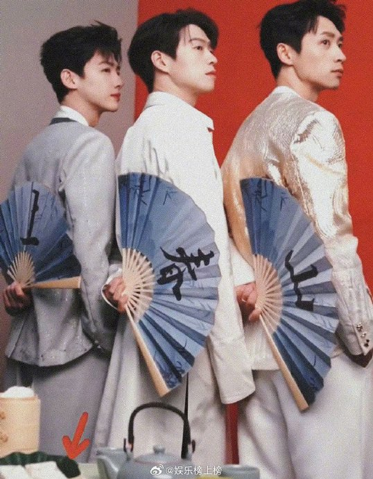 白敬亭,魏大勋,魏晨同框,期待今晚的舞台|魏大勋|白敬亭|魏晨_新浪