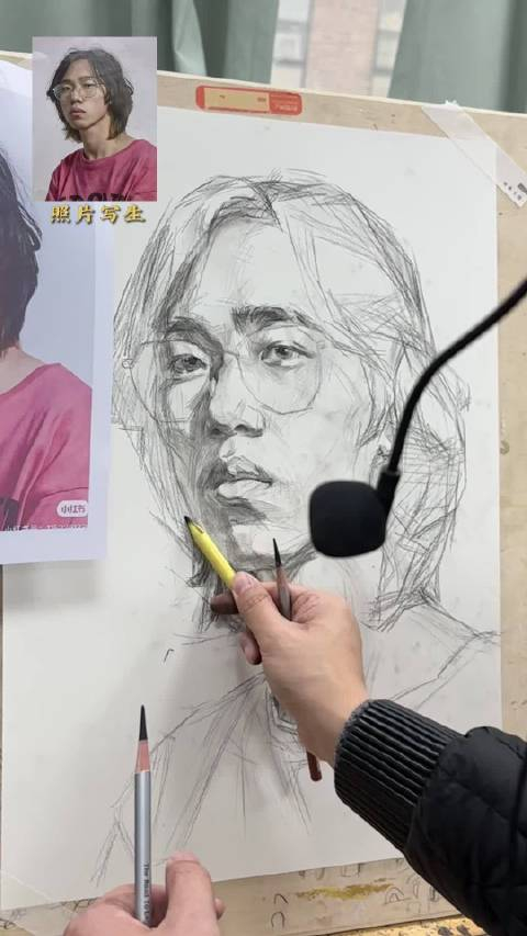 央美状元朱传奇老师的素描头像范画来啦!_手机新浪网