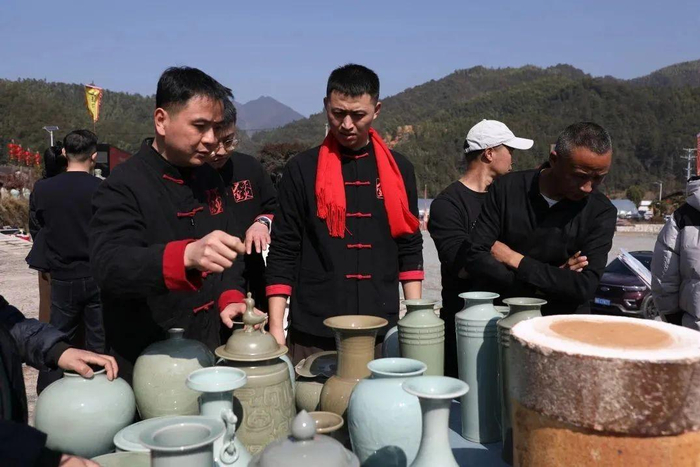 "游客金玉荣说."太美了!