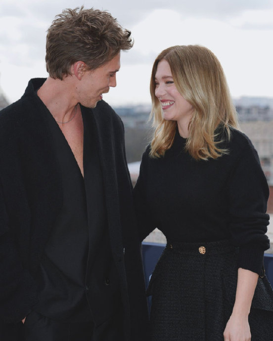 蕾雅·赛杜亮相《沙丘ii》巴黎首映礼