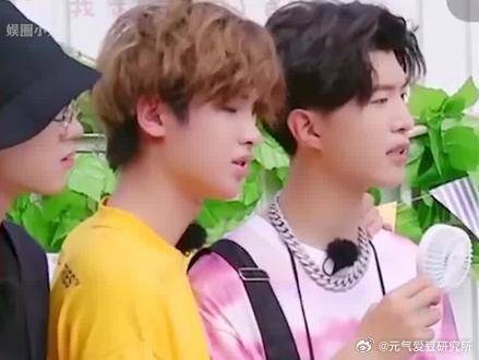 范丞丞ampamp黄明昊皇权富贵不是真的我就是假的