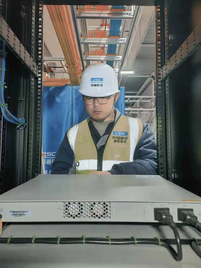 开工,开工!让这条市域铁路年底就能通车!|工人|上海市