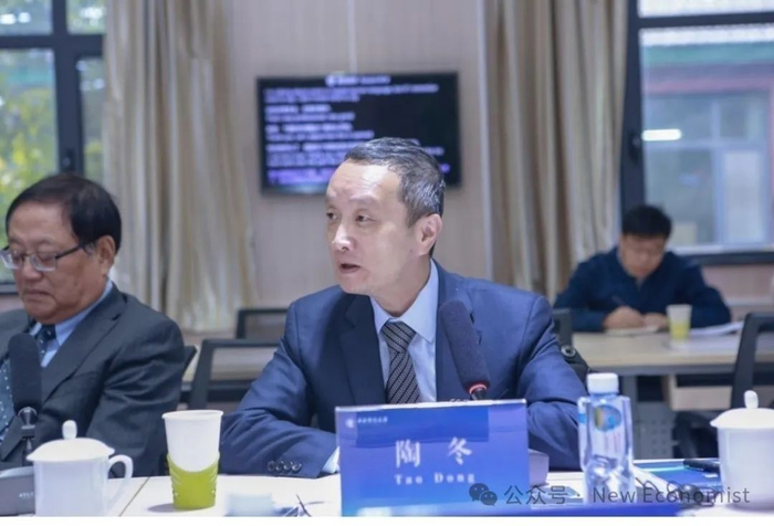 陶冬资料图。本文来源：首席经济学家论坛