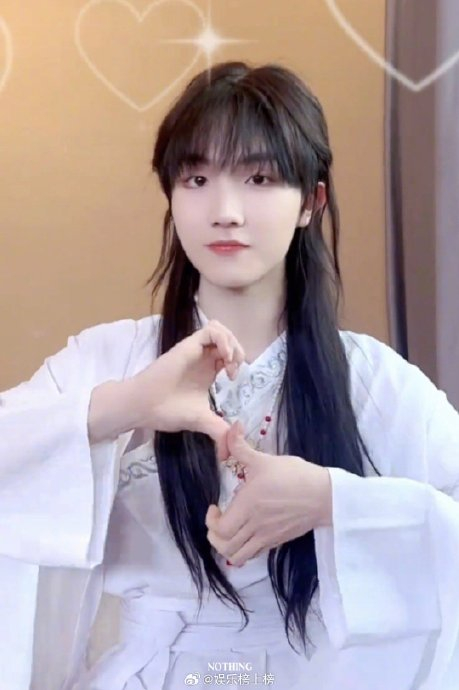 tf家族三代苏新皓女装,感觉如何|女装|家族|苏新皓_新浪新闻