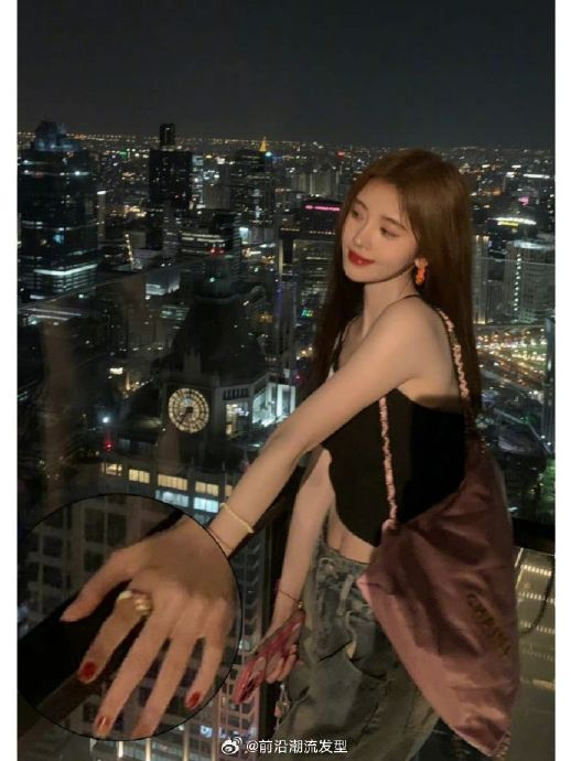 我已经找到了与著名演员鞠婧祎相同的美甲设计!||美甲