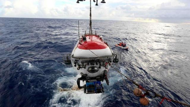 登上春晚的这条"龙"到底有多厉害|载人潜水