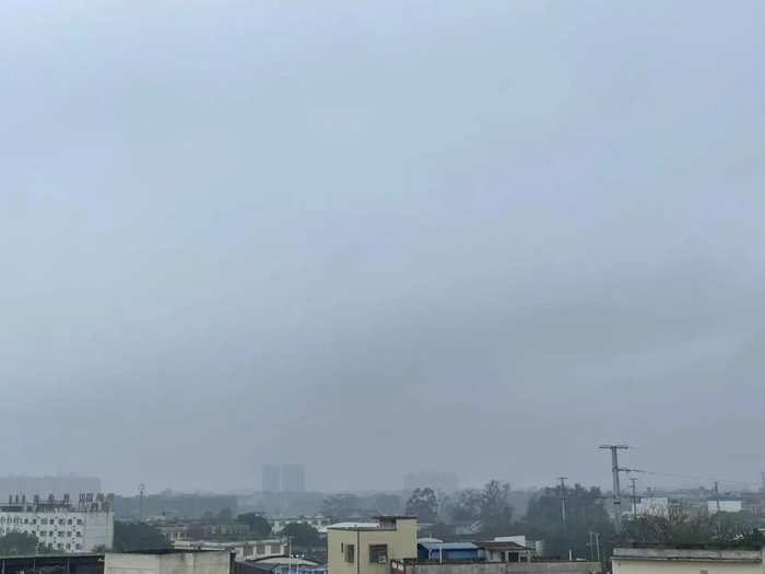 2月13日，钦州市区多云。网友Mr周 摄