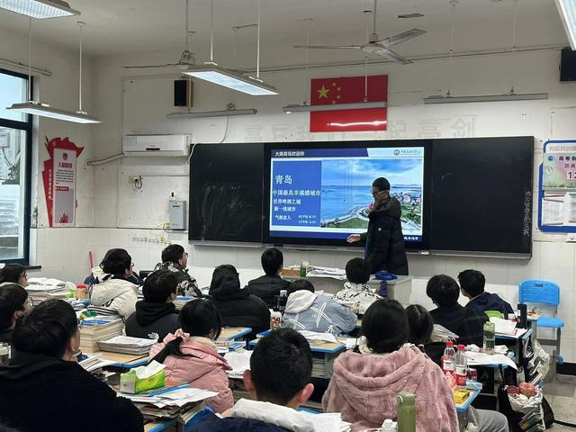 衢州实践队赴衢州三中开展宣讲活动|衢州市_新浪新闻