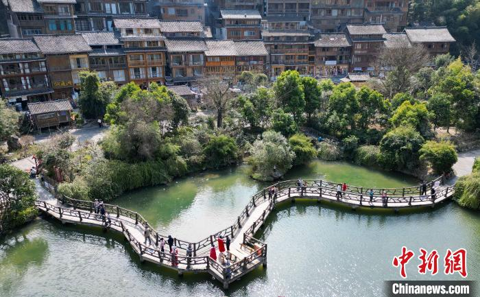 锦绣中国年|贵州黎平肇兴侗寨旅游火爆|黔东南苗族侗族自治州|贵州省