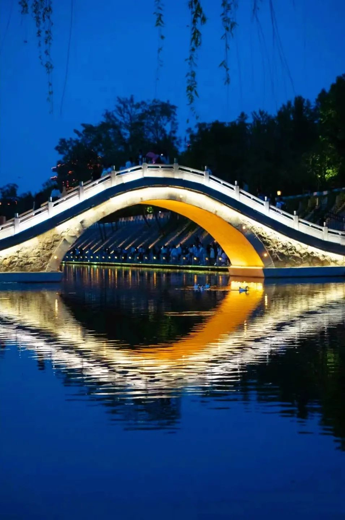 西安年味去这里!最新打卡地标!|西安市_新浪新闻