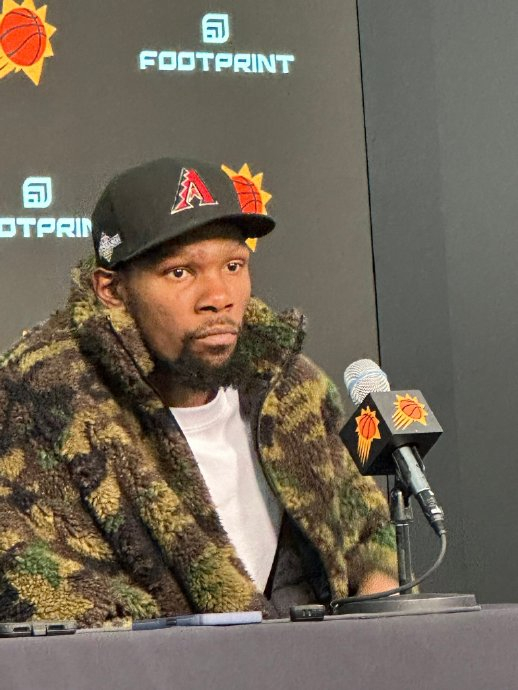 杜兰特谈布克升至太阳队史得分榜第二位|凯文·杜兰特