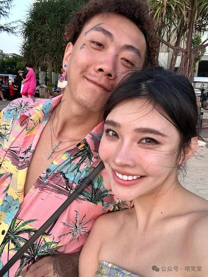 马思唯带女朋友回家过年!melo和艾福杰尼也晒出老婆!
