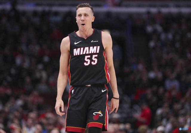 邓肯-罗宾逊12中8高效贡献23分5助 三分8中6|罗宾逊|热火|蒂姆·邓肯