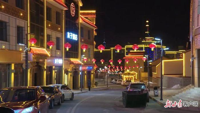 录豆囊村紧靠合作市西山林区和国道213线,属典型的城中村.