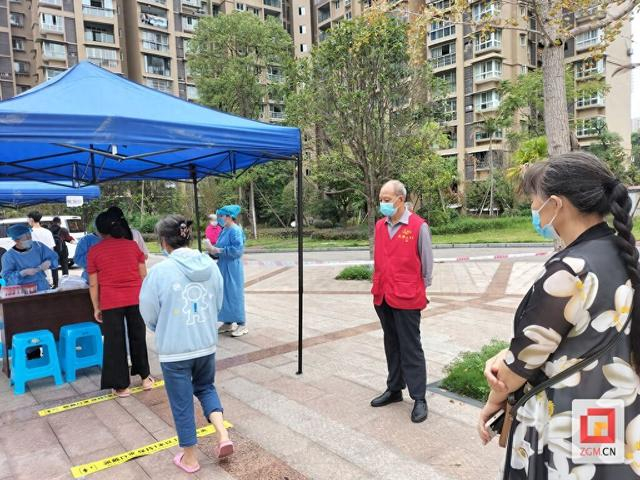 龚新华民情管家书写为民服务大文章