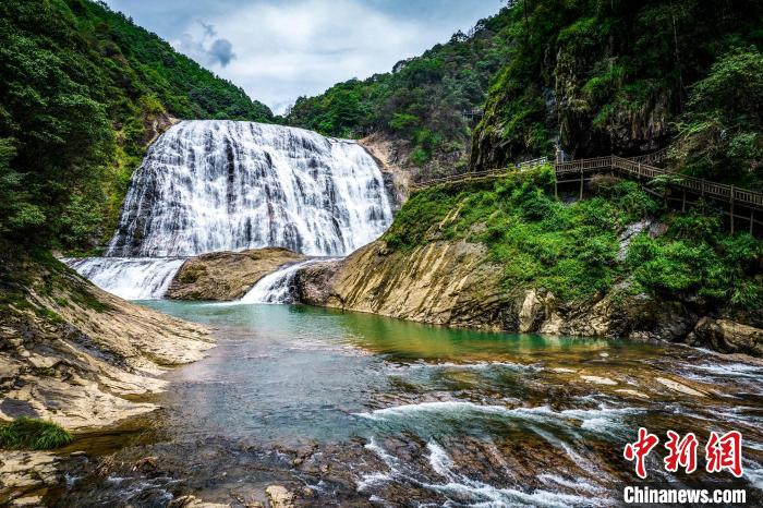 (新春走基层)避暑旅游目的地:宁德市周宁县凭什么?