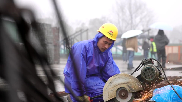 春节不打烊丨百名工人忙不停!这座科技文化中心过年很