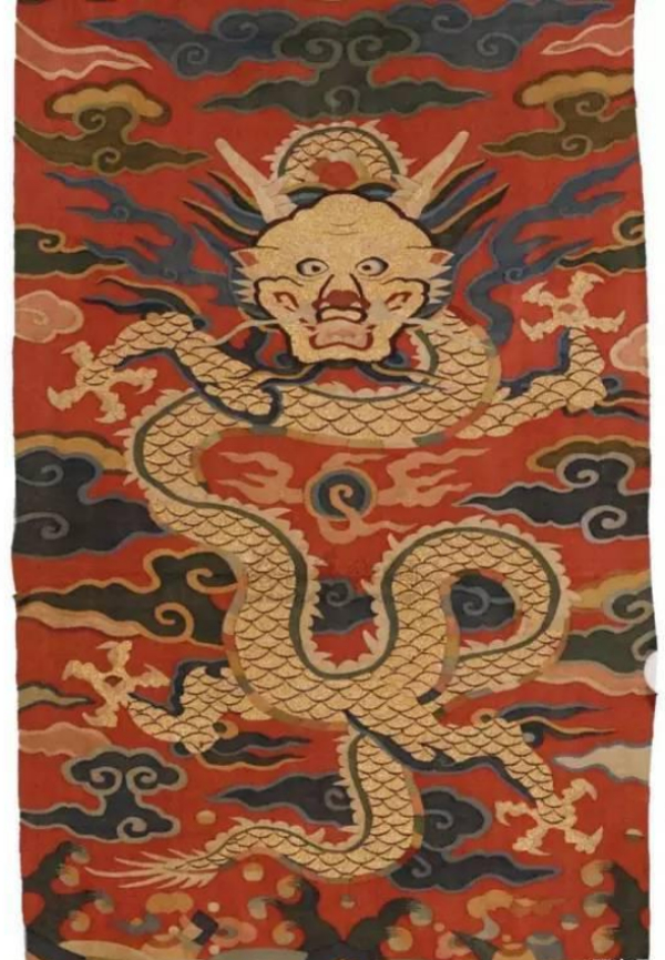 明&nbsp;万历龙纹椅披&nbsp;故宫博物院藏