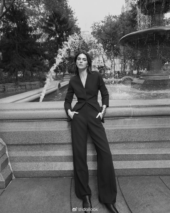 kendall的高智感大片,视频里更是不住释放魅力_新浪