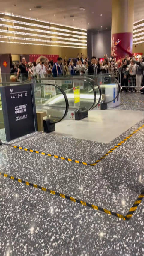 宣传电影来了番禺天河城明星见面会