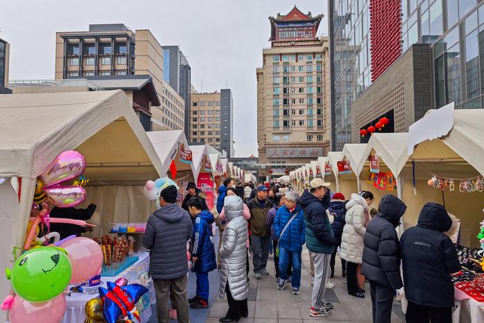 体验新春纳福之旅隆福寺人民市场又热闹起来