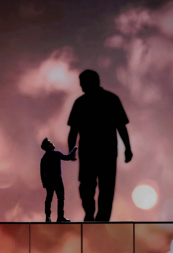 春节联欢晚会|背影_新浪新闻