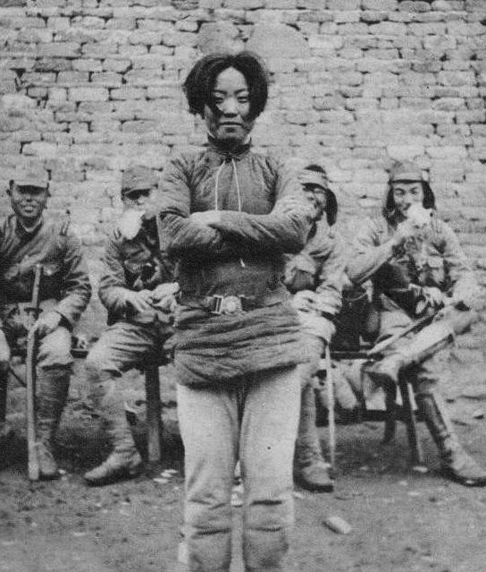 抗日战争时期牺牲最大的部队,是东北抗联.从1931年9.