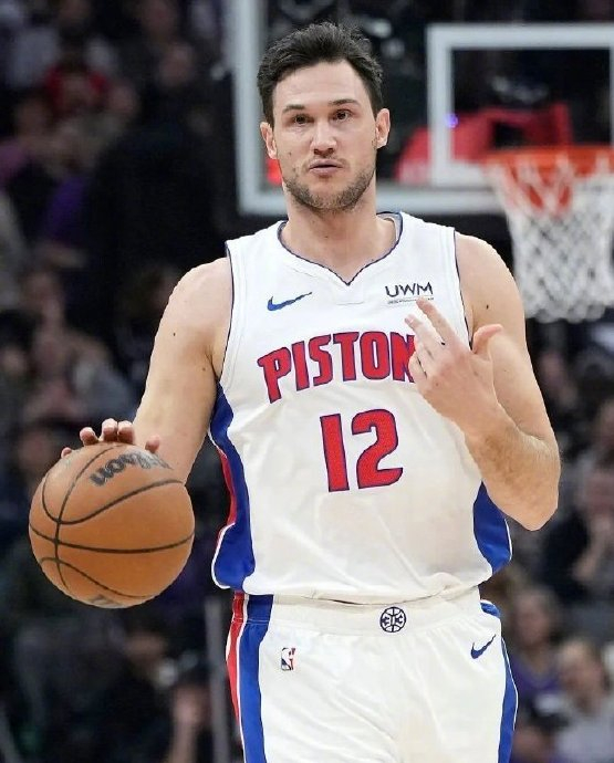 据shams,加里纳利将加盟雄鹿或者快船……|雄鹿|加里纳利|快船_新浪