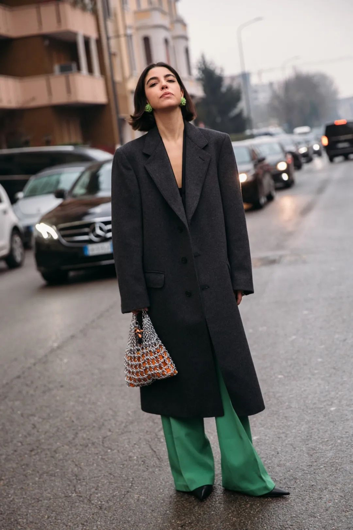 快返工了我给自己准备了一件成功人士的西装大衣