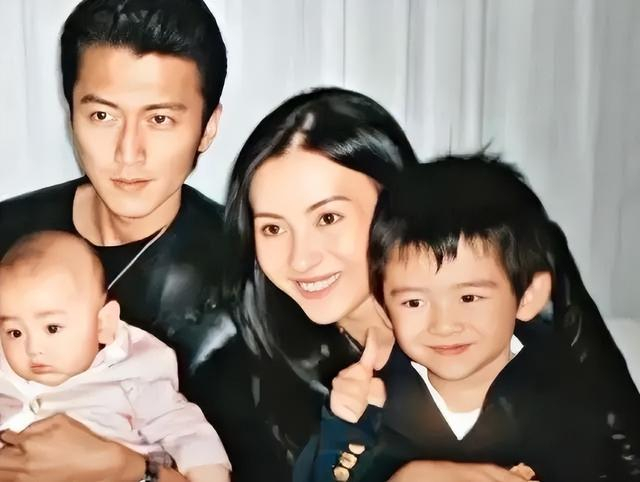 港媒曝张柏芝反常隐身疑怀第四胎去年8月曾因身体不适停工