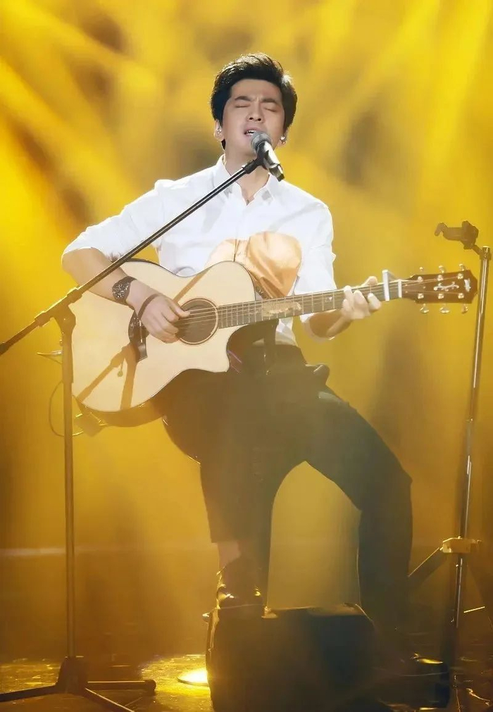 李健创作的音乐作品,《marine玛琳娜》《带来风景的女人》《圣洁之光