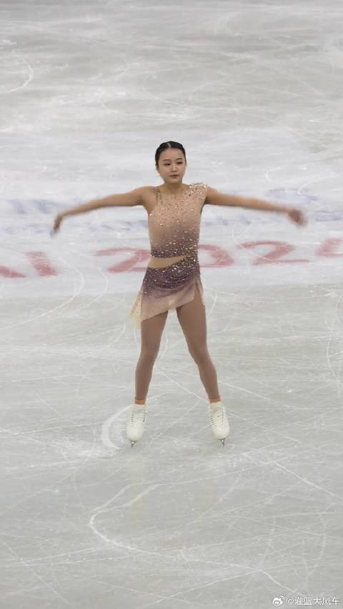 朱易小姐姐四大洲花锦标赛回顾希望悠悠越来越好