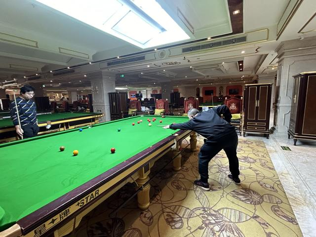 健身过大年|过节打台球 既活动筋骨又增进感情__财经
