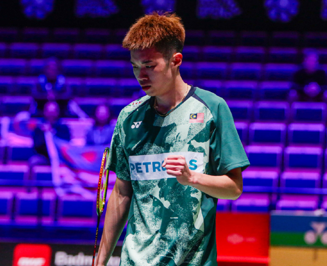 新加坡1 : 3马来西亚】郑加恒3-1 retired黄智勇(退赛)骆建贤/黄家豪