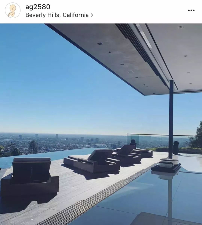 走进王思聪的超级豪宅1600㎡买来2亿多还跟贝克汉姆麦当娜做邻居