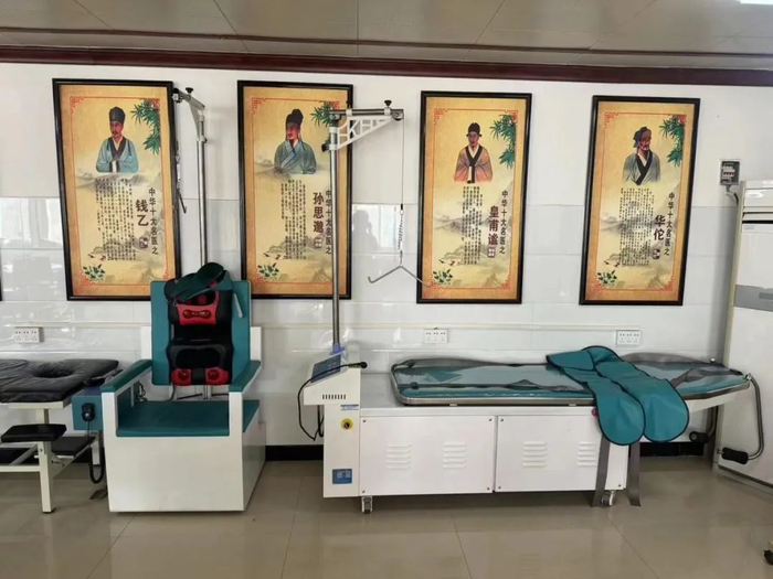 西郊乡卫生院康复大厅实拍专家简介侯静奎,毕业于河南中医学院,传承"