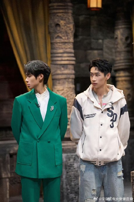 魏晨魏大勋帅的嘞|魏晨|大侦探|魏大勋_新浪新闻