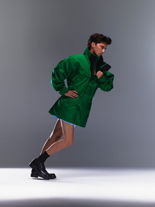 sivan登上vman magazine杂志封面……|戳爷|troye sivan|杂志封面