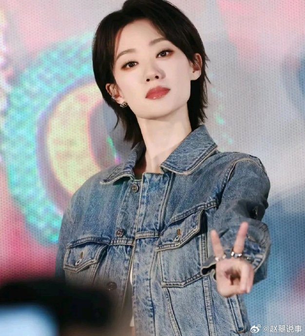 《热辣滚烫》对我们来说可能只是一部电影……|贾玲|热辣滚烫|张小斐