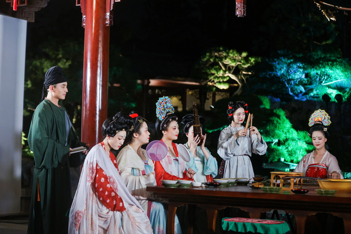 春晚节目年锦再助汉服破圈这一步我们走了20年