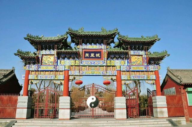 西周王朝的开创者"文圣"周文王姬昌,曾被纣王囚于位于汤阴县北4公里处