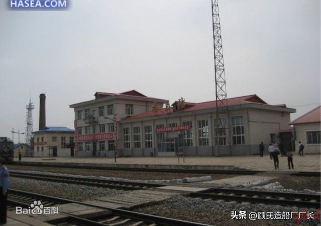 当4102次单机通过香兰站(位于黑龙江省佳木斯市汤原县香兰镇的三等