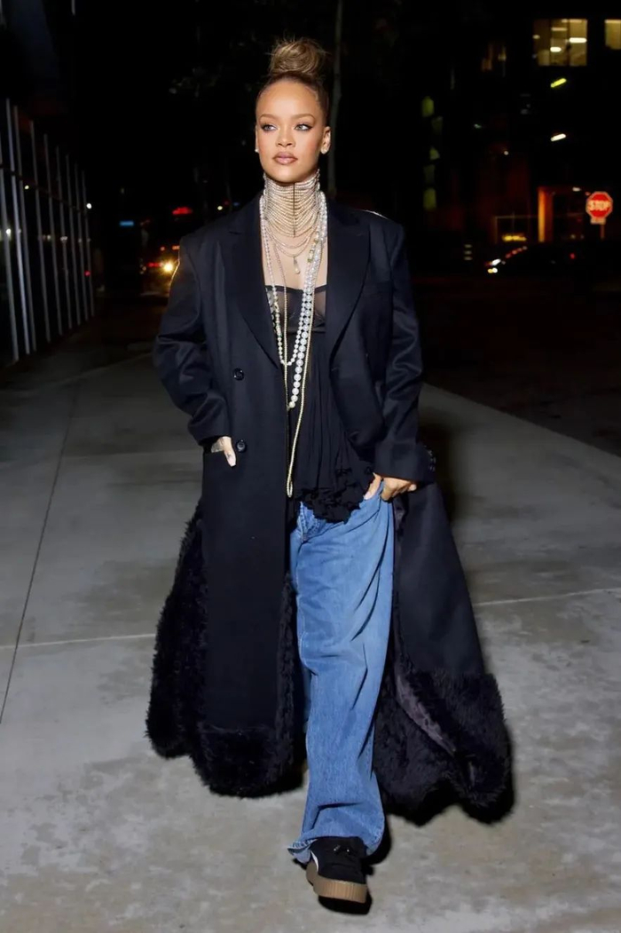 开年的霸气感,请交给女装大佬风|女装大佬_新浪新闻